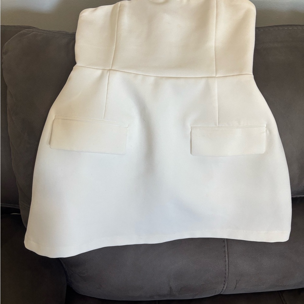 Elegant Cream Strapless Dress
